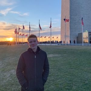 Meet your Posher, Thomas